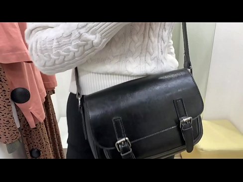❤️ Nyilvános maszturbáció a fiatal szuka FeralBerry egy dildóval a próbafülkében ❤❌ Kemény pornó at hu.porngifmag-com.ru ❌️